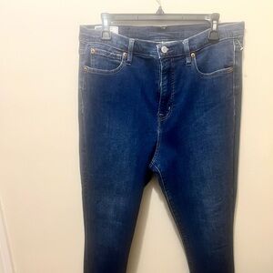 Gap True Skinny Sky High Jeans
